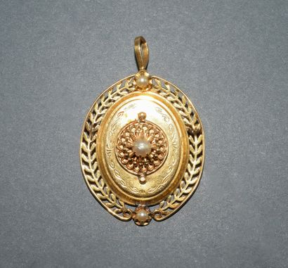 18K (750/°°) yellow gold eagle head hallmarked...