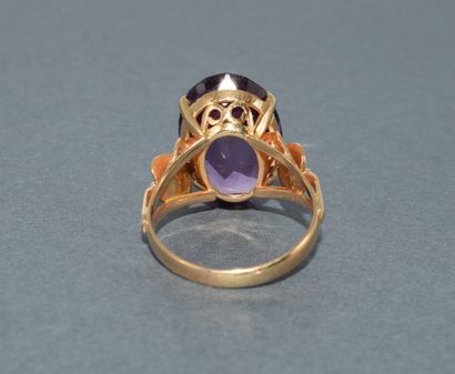18K (750/°°) yellow gold ring, eagle head...