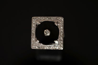 RING in 18K (750/°°) white gold with eagle...