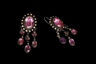 PAIRE DE PENDANTS d'oreilles en argent min...