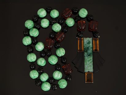 SET includes 1 claspless NECKLACE made of...