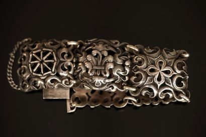 BRACELET en argent 800/°°, poinçon crabe,...