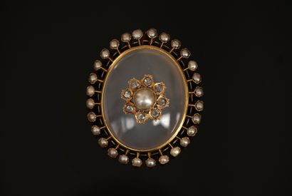 18K (750/°°) yellow gold eagle-head pendant,...