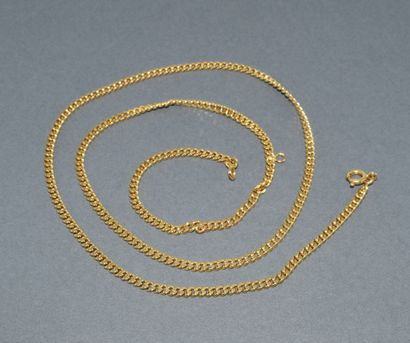 18K (750/°°) yellow gold eagle head hallmarked...