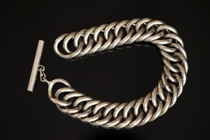BRACELET en argent, poinçon Minerve, formé...