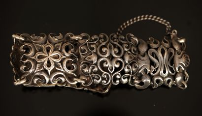 BRACELET en argent 800/°°, poinçon crabe,...