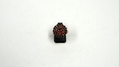 BAGUE en or jaune 18k (750/°°) (poinçon charançon...