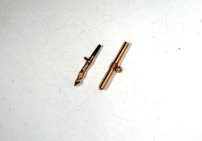 ENSEMBLE en feuille d'or 18k (750/°°) et...