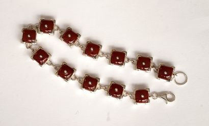 BRACELET en argent 925/°° chaque maillon...