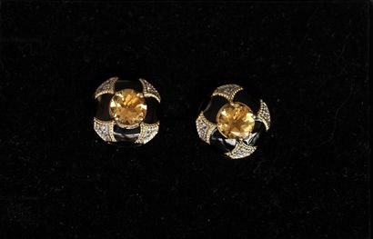 PAIR OF 925/°° gilt silver (vermeil) EARRINGS,...