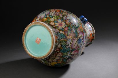 CHINA, Minguo period (1912-1949)
Baluster...