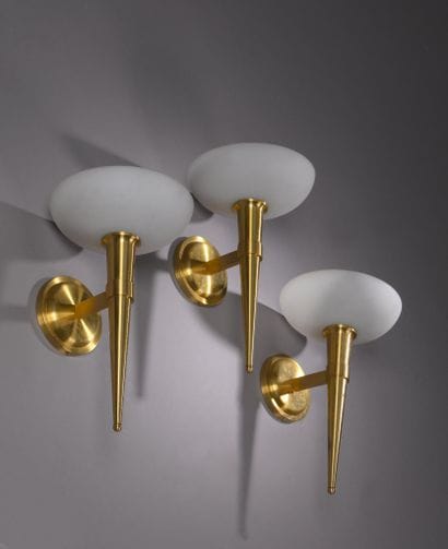 PERZEL Jean (1892-1986)
Suite of three conical...