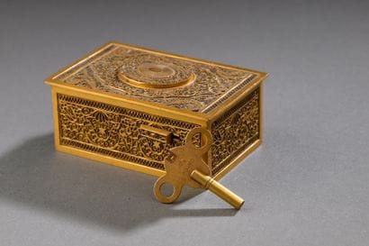 Bronze songbird box, late 19th century
Decorated...