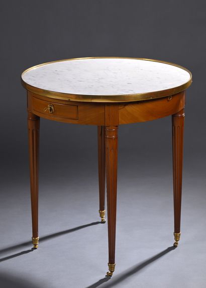 * Louis XVI period circular table
In mahogany,...