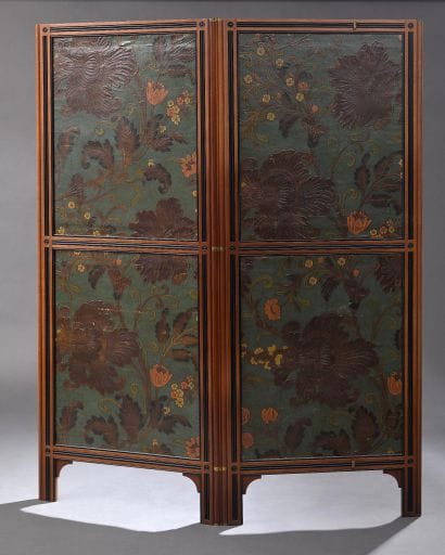 * Embossed and painted leather screen, 20th...
