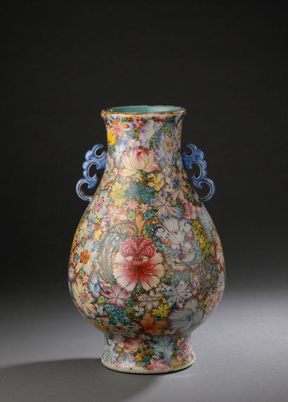 CHINA, Minguo period (1912-1949)
Baluster...