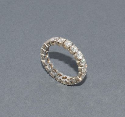 ALLIANCE AMERICAINE en or blanc 18k (750/°°)...
