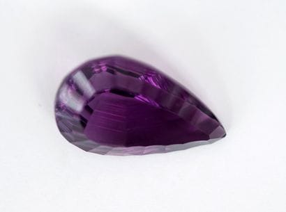 AMETHYSTE poire sur papier 37ct avec certificat...
