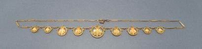 COLLIER DRAPERIE en or jaune 18k (750/°°)...