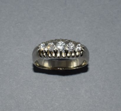 BAGUE jarretière originale en or blanc 18k...