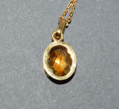 COLLIER en or jaune 18k (750/°°), chaine...