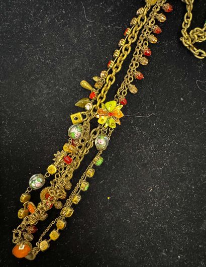 LOT du bijoux fantaisie, comprenant colliers,...