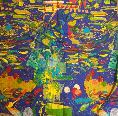 CARRE en soie (ou paréo) à décor coloré sur...