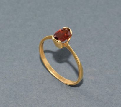 DEMI-PARURE en or jaune 18k (750/°°), composée...