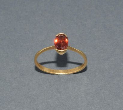 DEMI-PARURE en or jaune 18k (750/°°), composée...