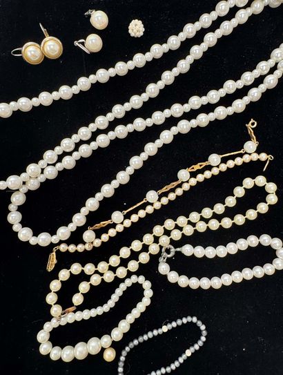 FANTAISIE - ENSEMBLE de colliers, bracelets...