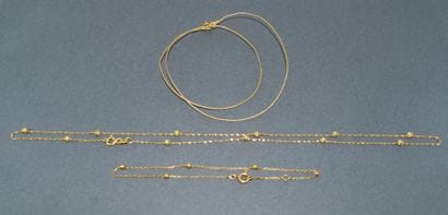 LOT D'OR jaune 18k (750/°°) composé d’un...