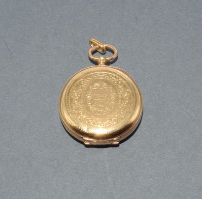 MONTRE DE COL en or jaune 18k (750/°°), poinçon...