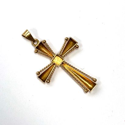 PENDENTIF CROIX en or jaune 18k (750/°°)...