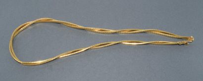 COLLIER en or jaune 18k (750/°°) double maille...