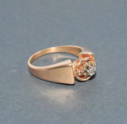 BAGUE CHEVALIERE en or jaune 18k (750/°°)...