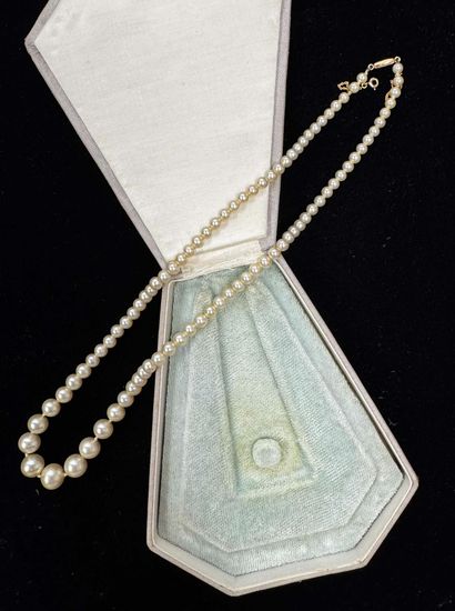 ECRIN ANCIEN pour collier de perles.
Avec...