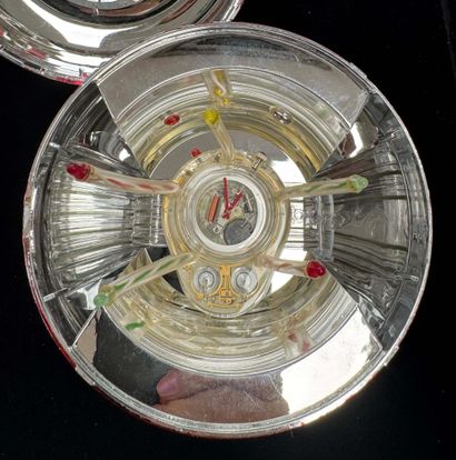 SWATCH (Light tree) 
ETONNANTE MONTRE à leds...