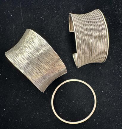 ENSEMBLE en argent min 800/°° et 925/°° comprenant...