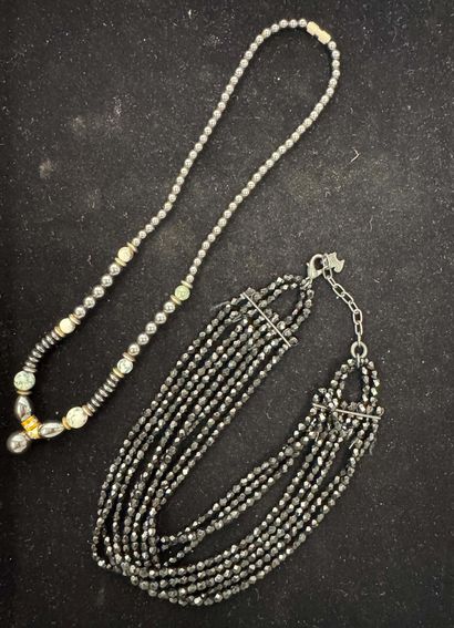 LOT en pierres dures (hématites, quartz et...