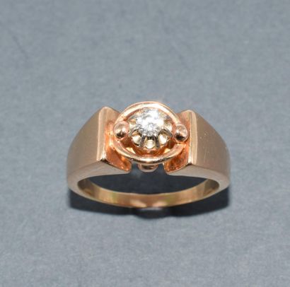 BAGUE CHEVALIERE en or jaune 18k (750/°°)...