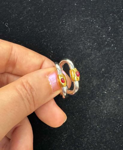 YVES SAINT LAURENT
BOUTONS DE MANCHETTE en...