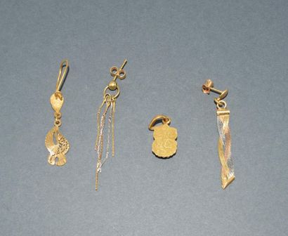 LOT d'or jaune 18k (750/°°) composé de 3...