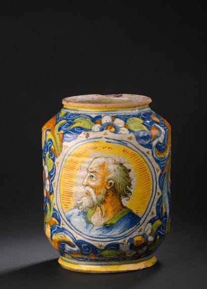 Venice
Albarello in majolica with polychrome...