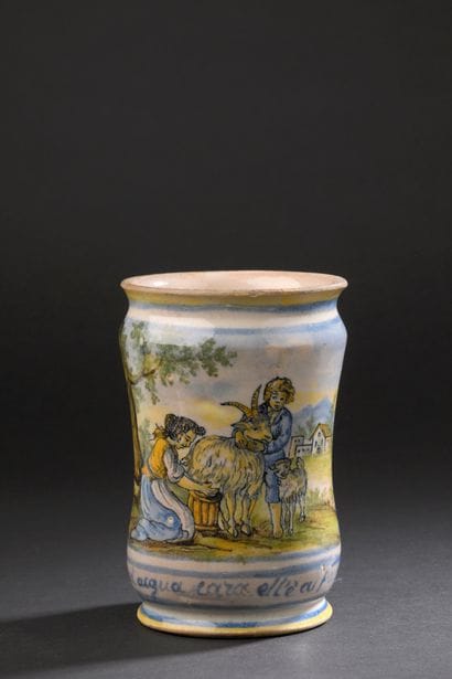 Castelli
Albarello in majolica with polychrome...
