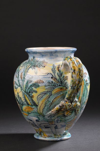 Savona
Majolica small dish with polychrome...