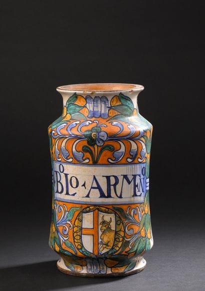 Deruta or Siena
Cylindrical majolica albarello...