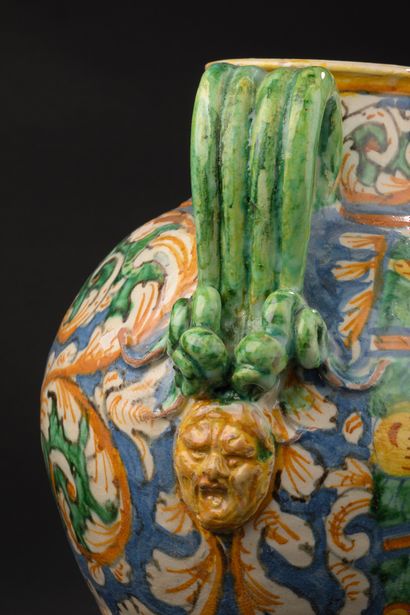 Montelupo
Baluster-shaped two-handled vase...