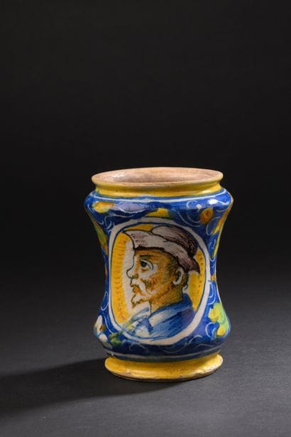 Venice
Albarello in majolica with polychrome...
