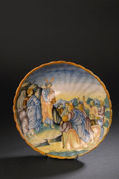 Faenza
Round, gadrooned majolica dish decorated...