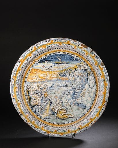 Castelli
Large round dish with polychrome...